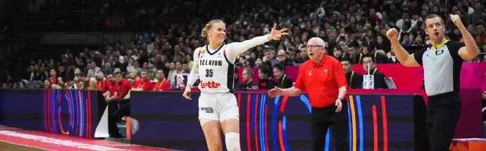 B体育-媒体人：比利时女篮进攻流畅是建立在球员的基本功足够扎实