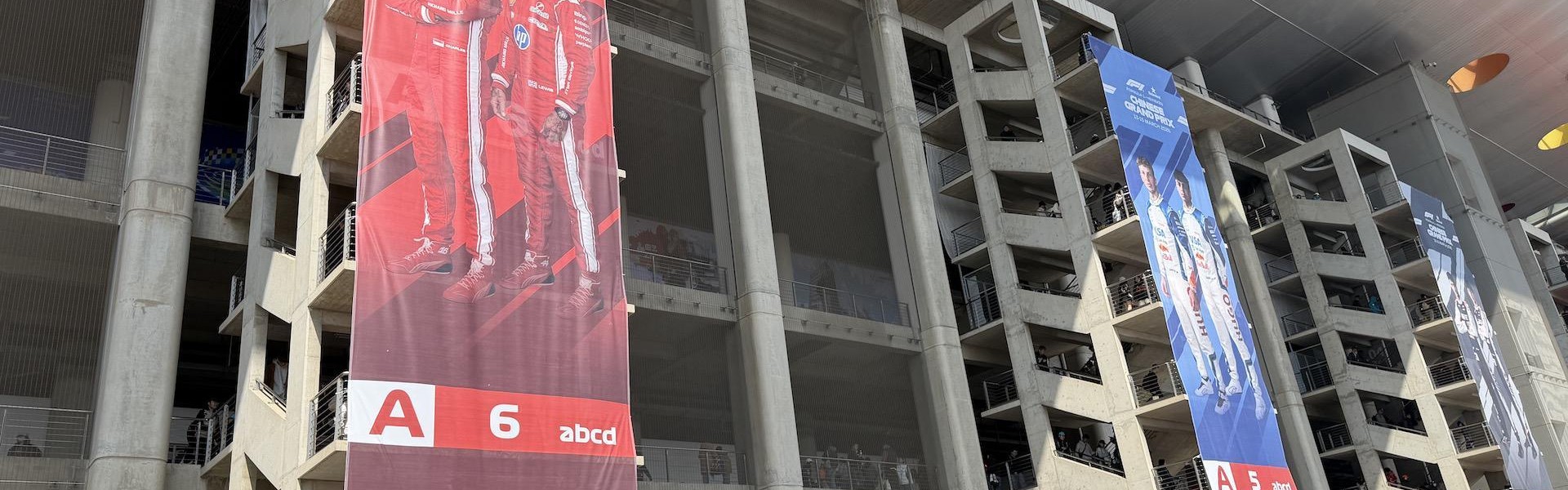 B体育APP-当23万观众涌向赛车场，F1在上海拉爆赛事IP商业价值