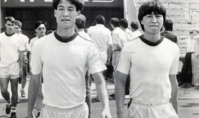 B体育下载-上海足球名宿，曾踢进奥运正赛，远离足坛近30年，如今身份不简单