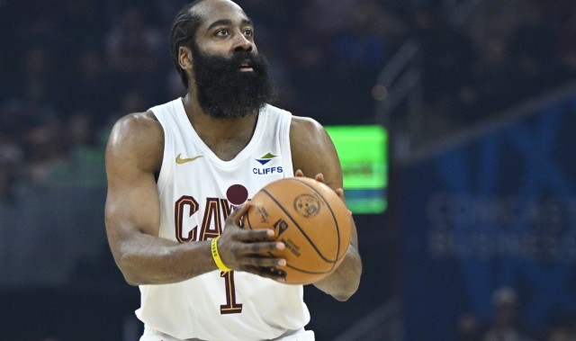 B体育下载-22年首轮4-2！哈登上次季后赛打猛龙场均19分10.2助&amp;命中率40.5%
