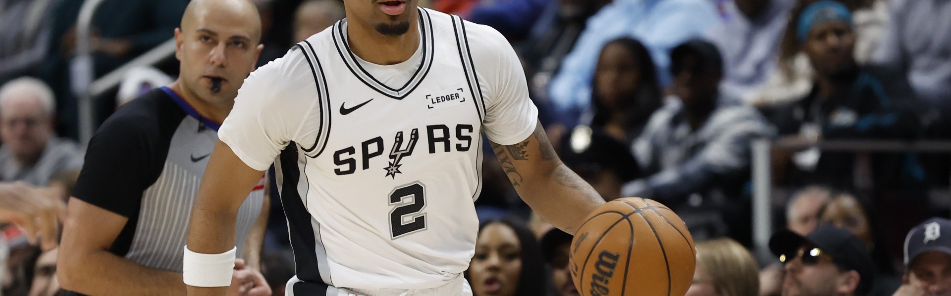 B体育APP-迪伦·哈珀：客场能体验不同城市很酷 但这种5连客后我只想回家